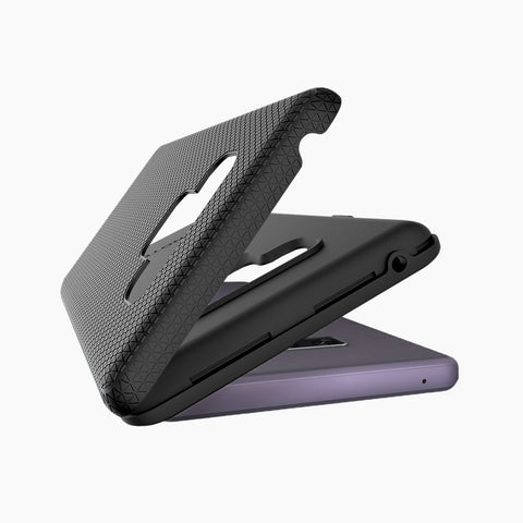 Galaxy Note 9 Case Featuring a magnetic back, compatible with magnetic wireless charging car holders and stands